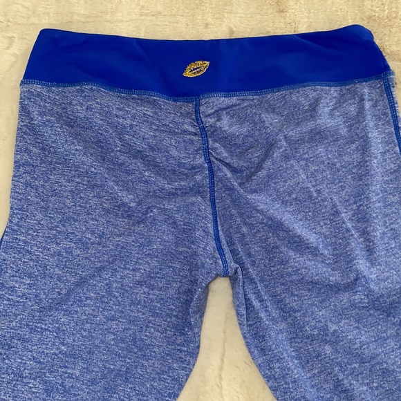 Athletic Yoga Leggings - Picture 3 of 6